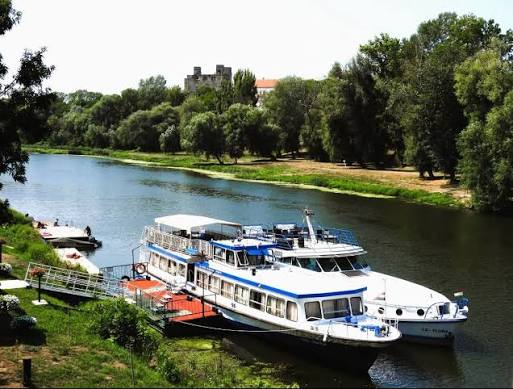 Plavby po rieke Bodrog